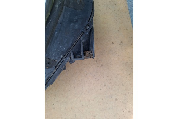 LAMP FRONT REFLECTOR MERCEDES W204 C CLASS RIGHT ORIGINAL EUROPE WHOLE Installation side right