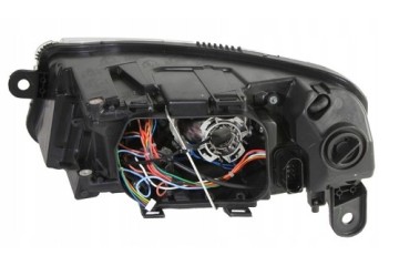 AUDI A6 C6 04 08 FRONT HEADLAMP SET Type of low beam headlights xenon
