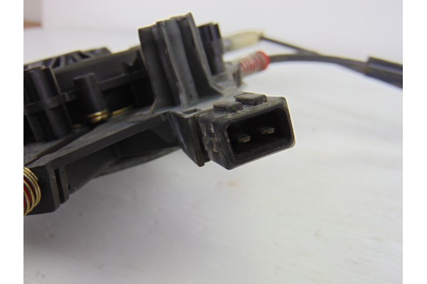 2 PIN ELEVALUNAS DELANTERO DERECHO SEAT IBIZA (6K1) Stella 2002 2 PIN 192126 SEAT - 2