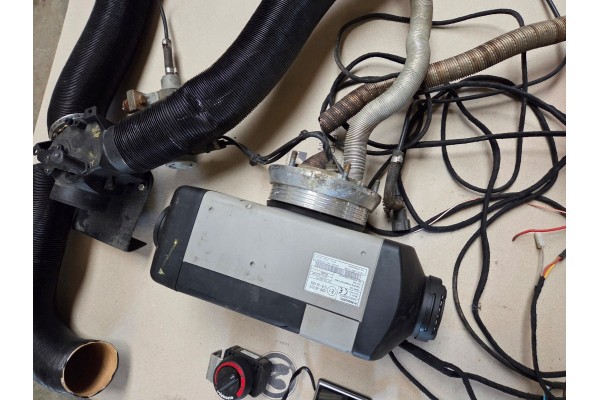 Calefactor de estacionamiento Webasto Air 2000 ST 12V