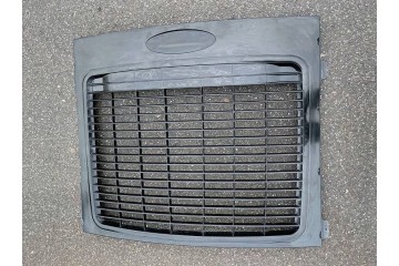 HOUSING COVER FOR CARRIER VECTOR GRILL MIDDLE NO 79 60796 20 Catalog number of the part 7768 990