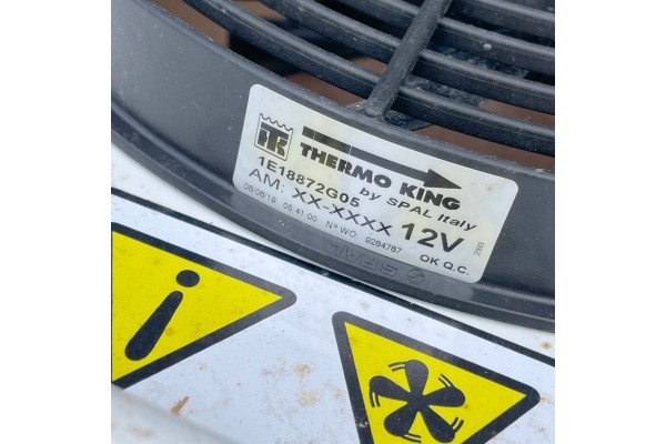Cooling unit Lower part mounted on pace THERMO KING V100 Housing Car type cargo vans