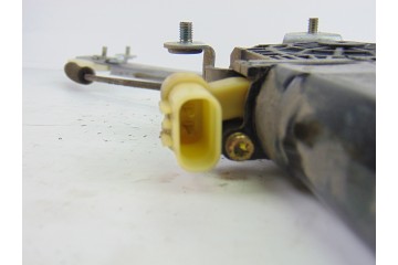 2 PIN ELEVALUNAS DELANTERO DERECHO HYUNDAI GETZ (TB) 1.1 Básico 2004 2 PIN 193963 HYUNDAI - 1