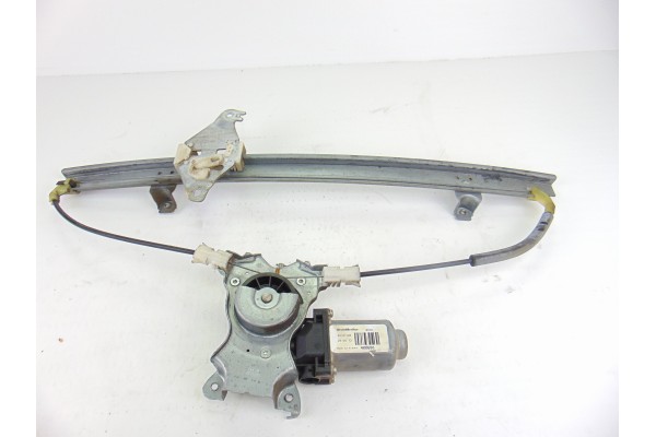 2 PIN ELEVALUNAS DELANTERO DERECHO NISSAN ALMERA TINO (V10M) Acenta 2004 2 PIN 194141 NISSAN - 1