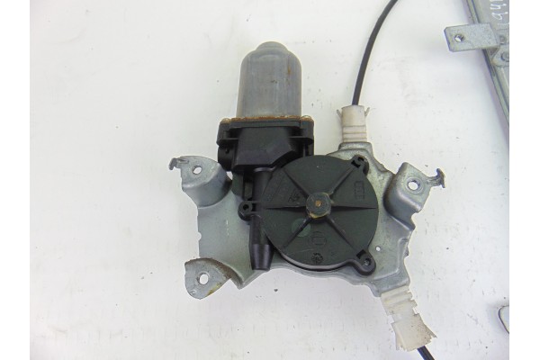 2 PIN ELEVALUNAS TRASERO DERECHO NISSAN ALMERA TINO (V10M)