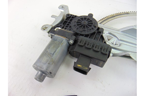 6 PIN ELEVALUNAS DELANTERO DERECHO OPEL ASTRA H BERLINA Sport 2005 6 PIN 195158 OPEL - 3