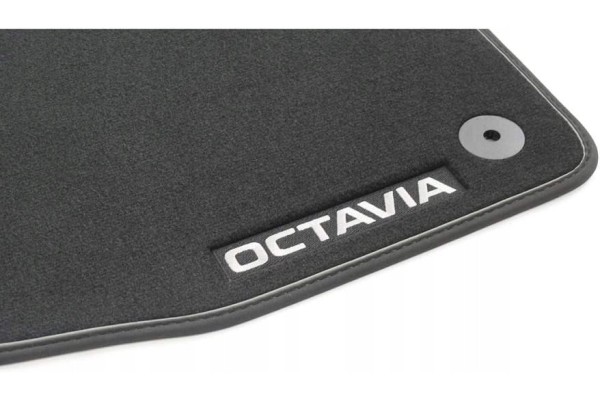 VELOUR RUGS FRONT REAR SKODA OCTAVIA IV 2020 PRESTIGE ORIGINAL Part manufacturer Skoda OE