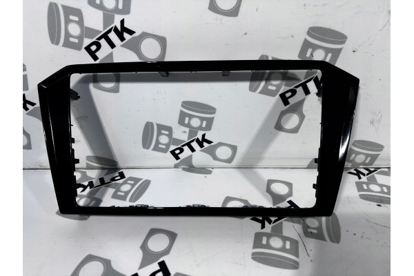 Pantalla System Discovery Pro para Passat B8 y Golf 7 con marco 5NA035