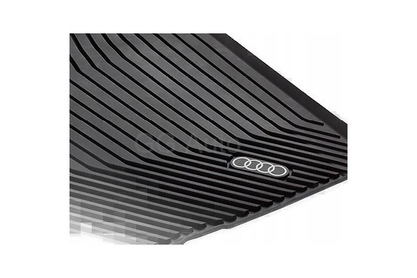 Original trunk mat Audi Q5 OE 8MA061182A Catalog number of the part 8MA061182A