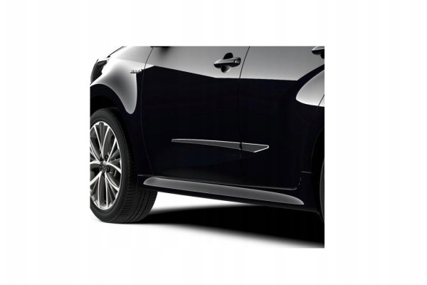 SIDE STRIPS CHROME YARIS IV PW156 0D100 01 TOYOTA OE