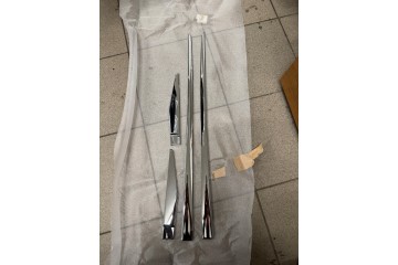 SIDE STRIPS CHROME YARIS IV PW156 0D100 01 TOYOTA OE Packaging status original