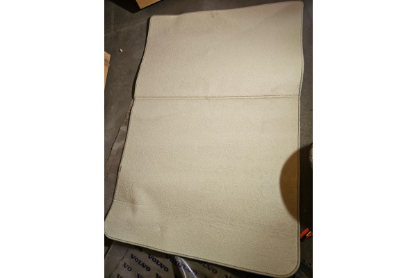 Double sided trunk mat VolvoXC60 31426144