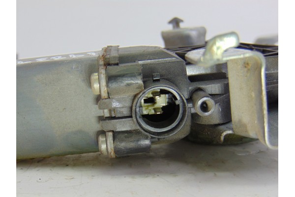 2 PIN ELEVALUNAS TRASERO DERECHO NISSAN QASHQAI (J10)