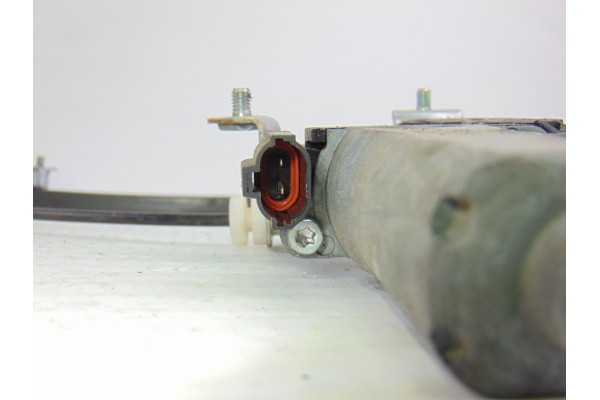 2 PIN ELEVALUNAS TRASERO DERECHO SSANGYONG RODIUS Xdi 2010 2 PIN 197673 SSANGYONG - 2