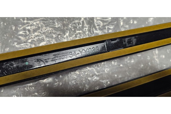 Juego de Molduras Decorativas para Puertas E21 TS Sedan Negro 209 PW15