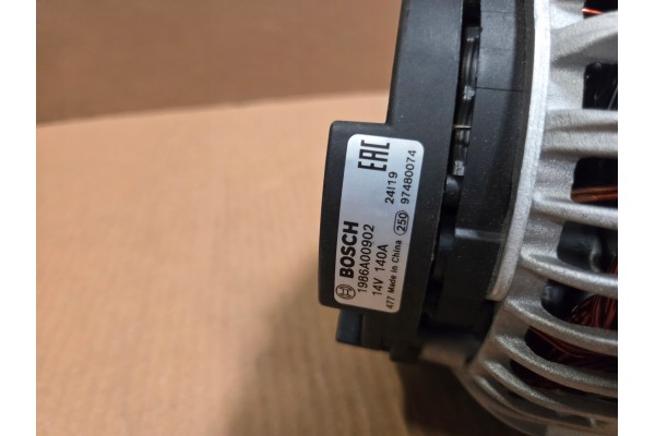 OUTLET Alternator Bosch 1 986 A00 902 Alternator charging current 140 A
