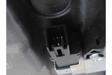 6 PIN ELEVALUNAS TRASERO IZQUIERDO MAZDA 3 BERLINA (BK) 1.6 CRDT  Active 2007 6 PIN 199640 MAZDA - 5