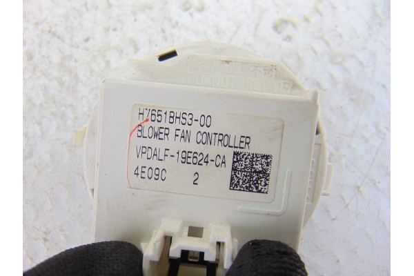 H7651BHS3 MODULO ELECTRONICO MAZDA 3 BERLINA / SEDÁN (BM/BN) Luxury 2014 H7651BHS3 201009 MAZDA - 3