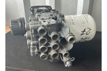 EAPU AIR DRYER MERCEDES ACTROS MP4 EL2204 A0014466064 Car type trucks