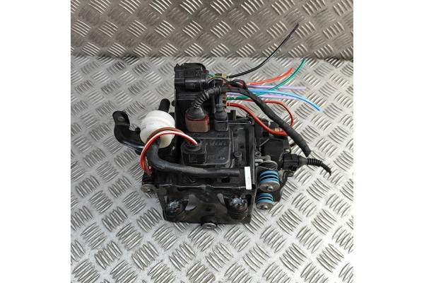 SUSPENSION COMPRESSOR VW TOUAREG CR7 443020300 30907113 3 0L 210kw 2023