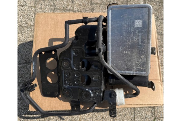 Mercedes S class 223 w223 pump compressor airmatic air matic pneumatics Part manufacturer Mercedes Benz OE