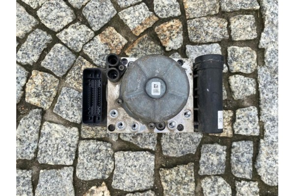 MERCEDES 167 GLE COMPRESSOR PUMP CONTROLLER 1673208504 AIR MATIC A1673208504 Part manufacturer Mercedes Benz OE