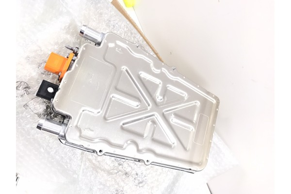 Heating module webasto PORSCHE TAYCAN 9J1 9J1963507F Car type passenger cars