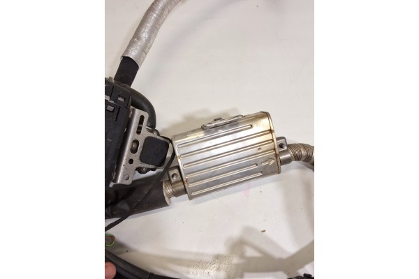 HYUNDAI PARKING HEATER WEBASTO 10R 057330 122R 000449 Car type 4x4 SUV passenger cars