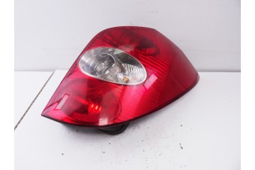 8200002472 PILOTO TRASERO DERECHO RENAULT LAGUNA II GRANDTOUR (KG0) Dynamique 2004 8200002472 209284 RENAULT - 1