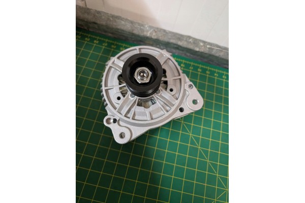 Alternador Hella 8EL 012 427-771