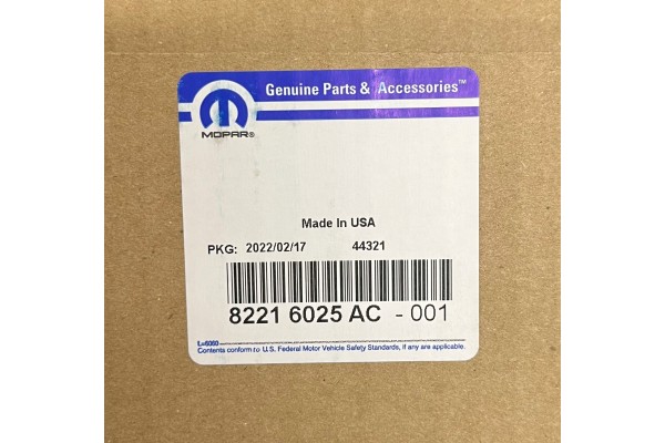 SET OF RUBBER MATS JEEP GRAND CHEROKEE WL MOPAR OE 82216025AC Car type 4x4 SUV