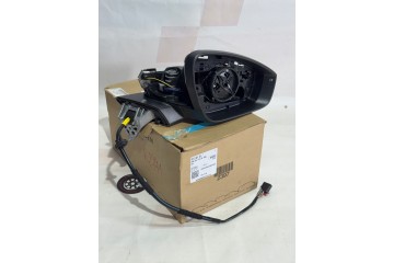 AUDI Q4 E TRON MIRROR RIGHT 15 PIN 89B857410B Car type passenger cars