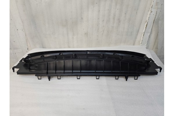 AIR STEERING WHEEL INLET 1038208 00 B TESLA MODEL S PERFORMANCE 772 KM Catalog number of the part 1038208 00 B