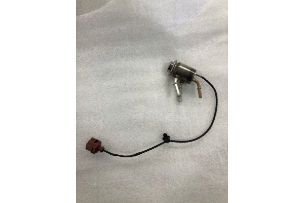 Reducing agent injector Audi A3 Q2 Q3 Sportback RS3 05L131113J