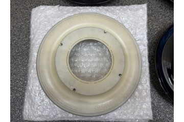 ROLLS ROYCE CULLINAN GHOST PHANTOM CENTRAL LID HUBCAP RIM SET Catalog number of the part 688227102