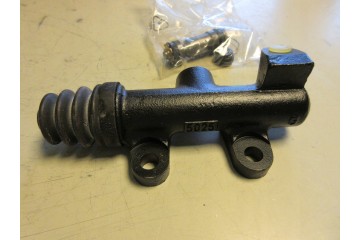 PUMP CLUTCH PUMP WOLF G KLASSE MERCEDES GD A0003532255 Part manufacturer Mercedes Benz OE
