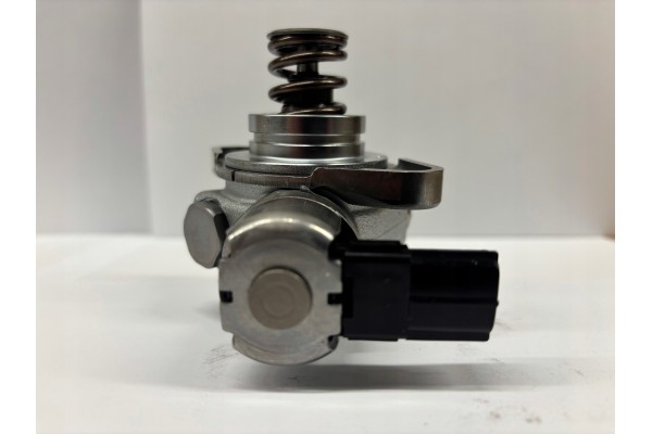 High pressure fuel pump NISSAN QASHQAI J11 MK2 1663000Q0B Part manufacturer Nissan OE