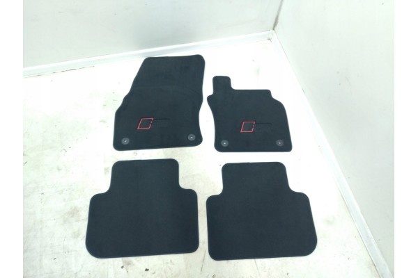 SET OF VELOUR RUGS FRONT AND BACK AUDI RSQ3 VERSION U K ENGLISH Catalog number of the part 83C863691B