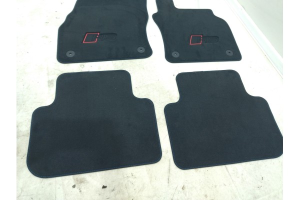 SET OF VELOUR RUGS FRONT AND BACK AUDI RSQ3 VERSION U K ENGLISH Catalog number of substitutes 83C863691B 83A864450