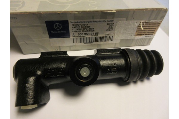 Bomba de Embrague Mercedes Wolf G-Klasse A0003532155