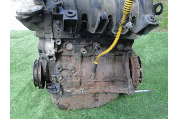 Dacia Sandero II 2 1 2 engine D4F D4FF F732 D4FF732 Packaging status no packaging