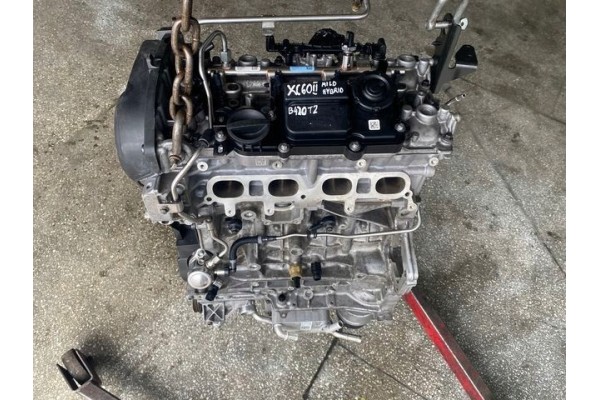 VOLVO XC60 II MILD HYBRID B420T2 ENGINE Catalog number of the part VOLVO XC60 II MILD HYBRID B420T2 SILNIK 31TYS KM