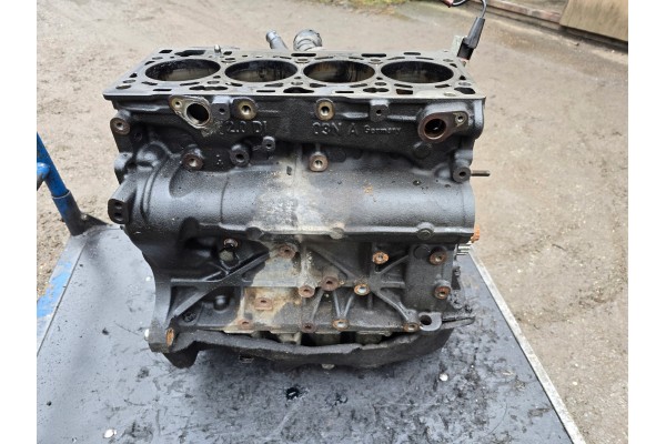 ENGINE POST HEAD 2 0 TDI DCY VW AUDI A3 8V SEAT SKODA block shaft Part manufacturer Audi OE