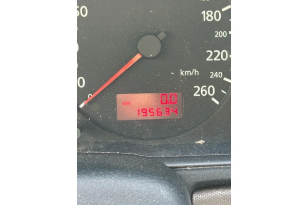 AUDI A4 BERLINA (B5) 2.4