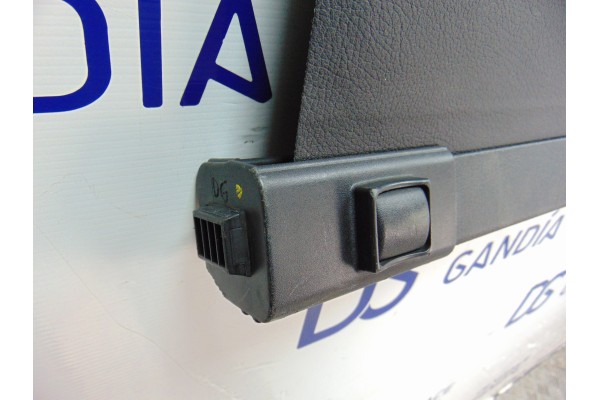  BANDEJA TRASERA OPEL ZAFIRA A Elegance 2005 178721 OPEL - 1