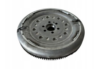 Flywheel 1 6 TDI Audi A1 Polo 03L105266CF Catalog number of the part 03L105266CF 03L 105 266 CF glp