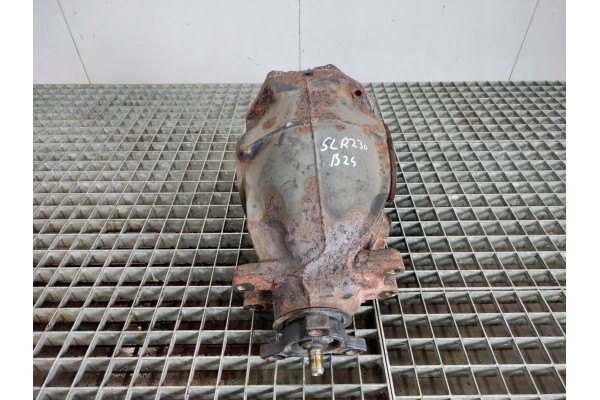 BRIDGE DYFER REAR 3 27 MERCEDES SL350 SL 3 7 R230 W230