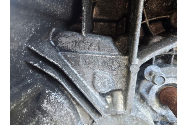 Transmission Nissan X Trail T31 2 0 DCI 4x4 JG71M complete Catalog number of the part Skrzynia biegow Nissan X Trail T31 2 0 DCI