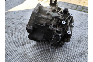 JEEP COMPASS II 1 4 MTA 17 MANUAL GEARBOX MANUAL C635 5 35 44 Transmission type manual