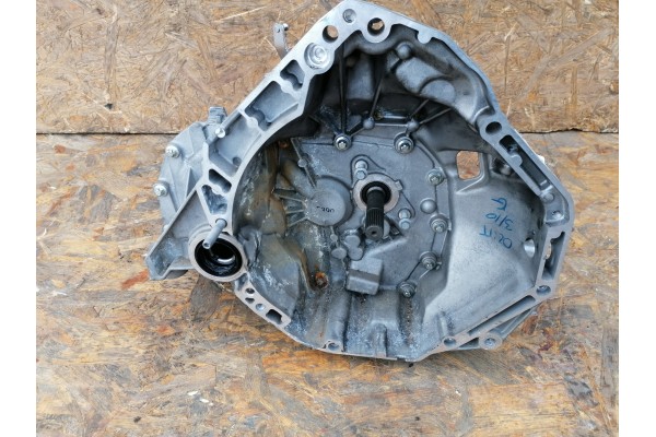 GEARBOX SMART RENAULT TWINGO 1 0B JE30 01 Catalog number of the part SKRZYNIA BIEGOW SMART RENAULT TWINGO 1 0B JE30 01
